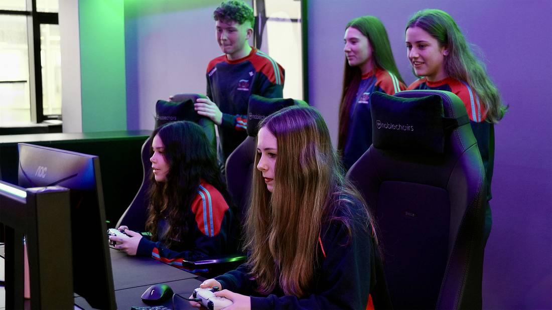 School students playing at the National Esports Centre